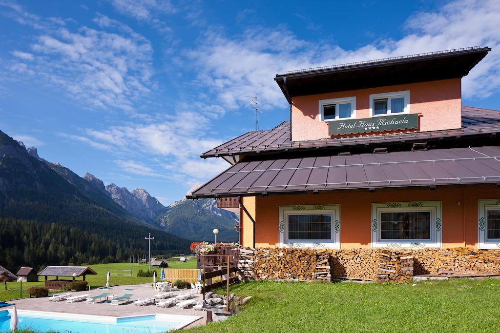 Hotel Haus Michaela Sappada Exterior foto