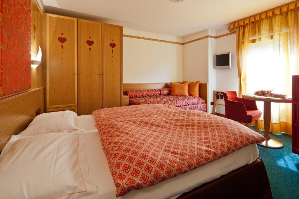 Hotel Haus Michaela Sappada Habitación foto